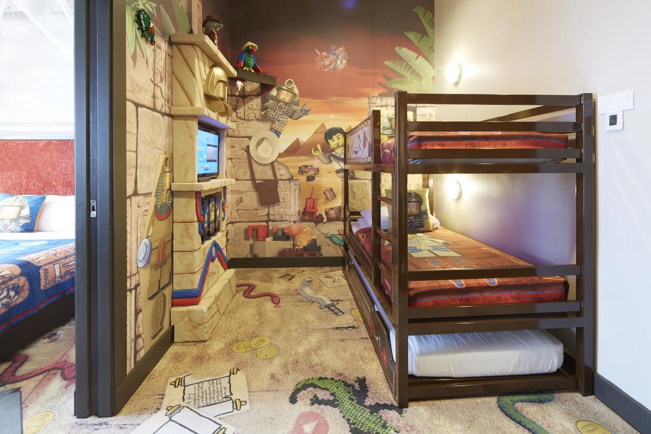 Legoland Malaysia Hotel Nusajaya  Exterior foto A bunk bed in a hotel room